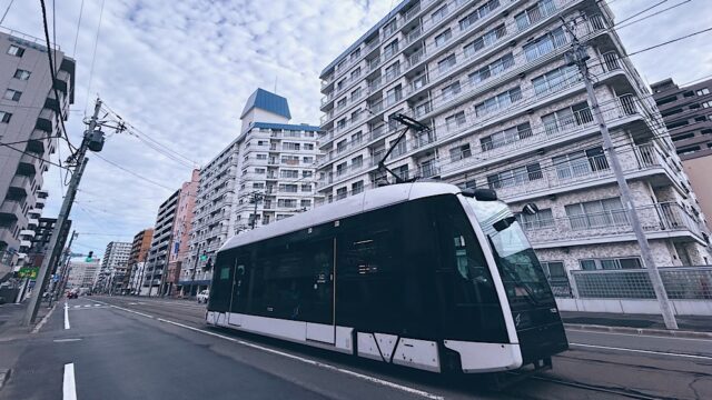 電車通りのビンテージマンション「秀和レジデンス」南7条と南8条が意外と違っている