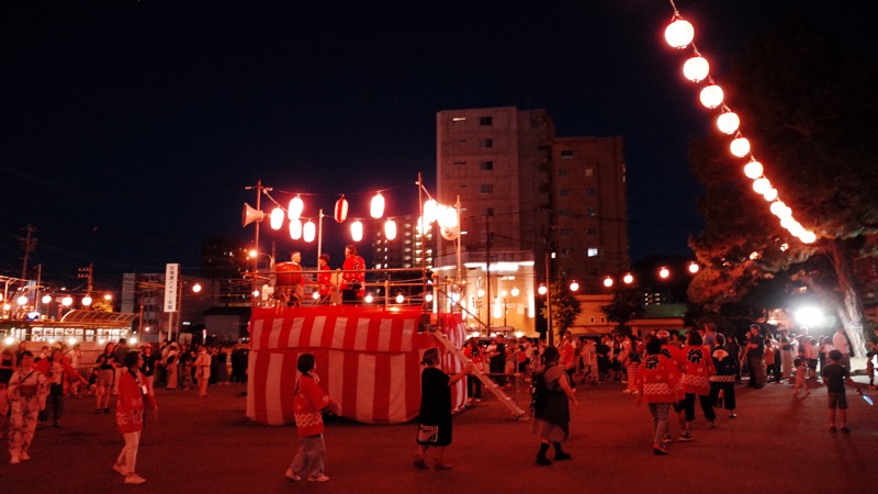 ハイヤー会館の盆踊り大会